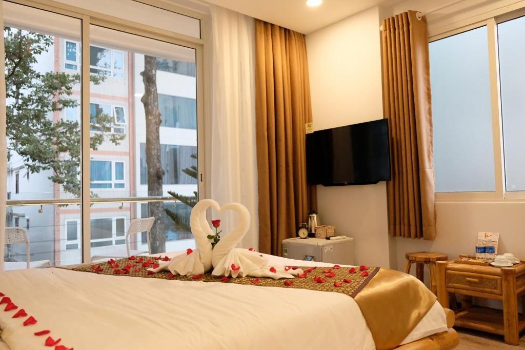 The Umi Hotel Хошимин Екстериор снимка
