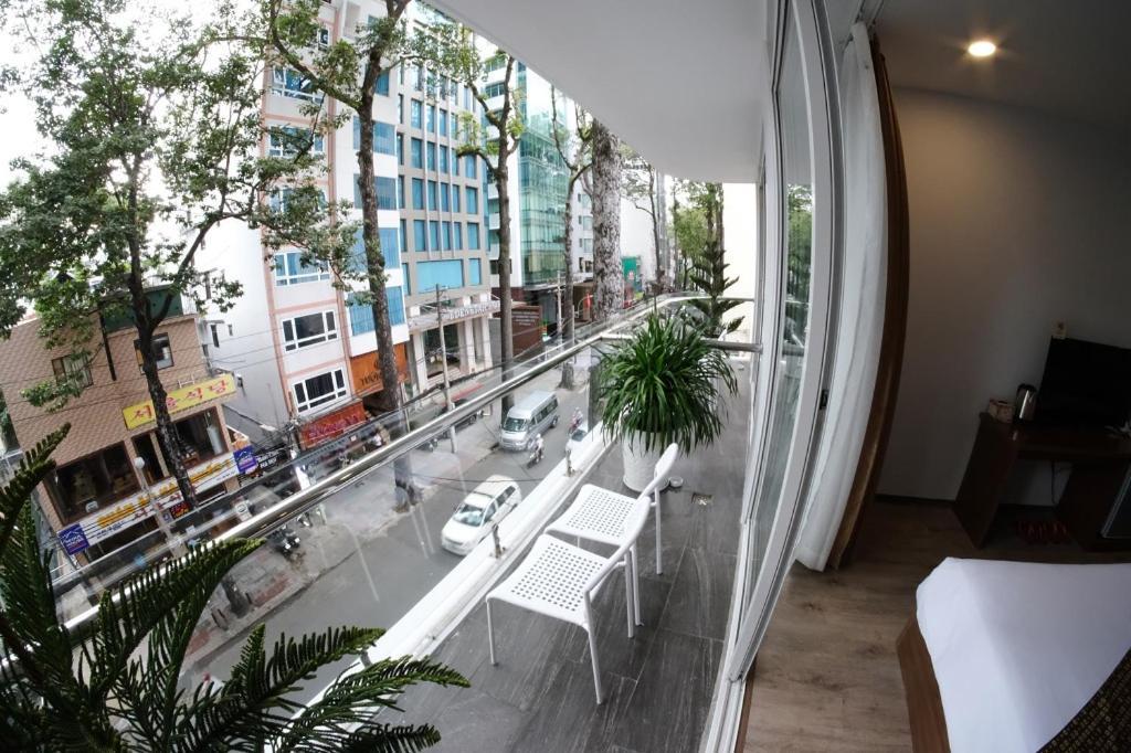 The Umi Hotel Хошимин Екстериор снимка