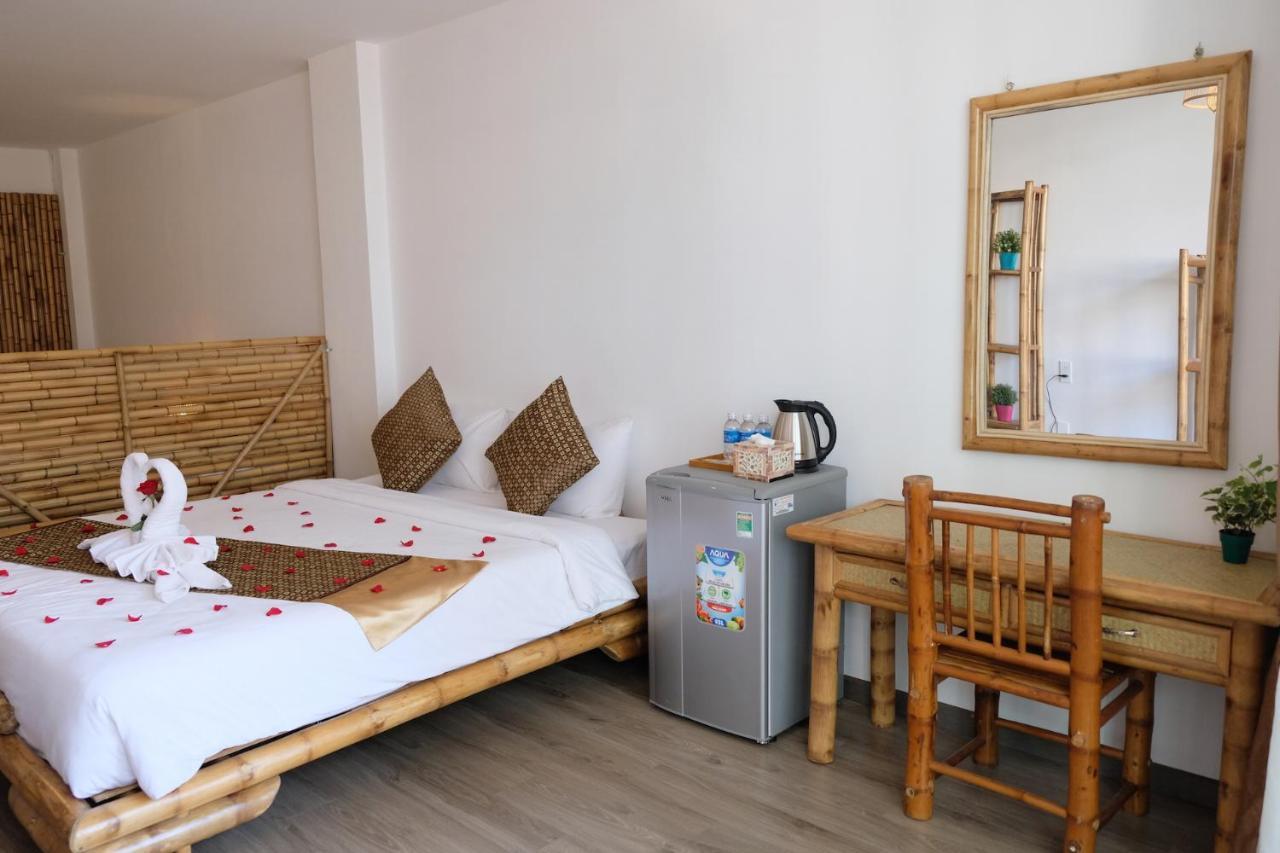 The Umi Hotel Хошимин Екстериор снимка
